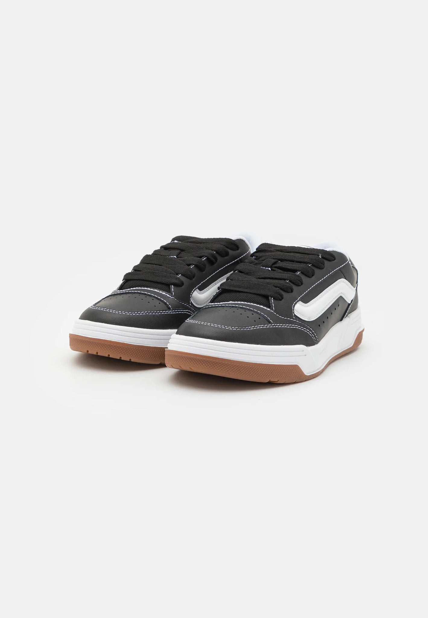 VANS HYLANE